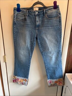 DRIFTWOOD Light Blue Jeans with Floral Embroidered Cuffs